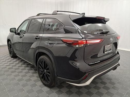 2024 Toyota Highlander XSE