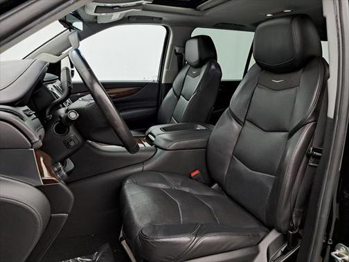 2020 Cadillac Escalade ESV Luxury
