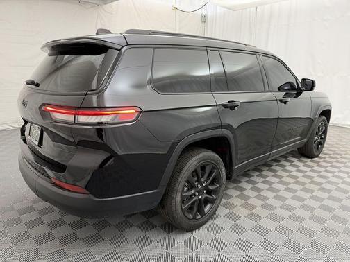 2022 Jeep Grand Cherokee L Altitude