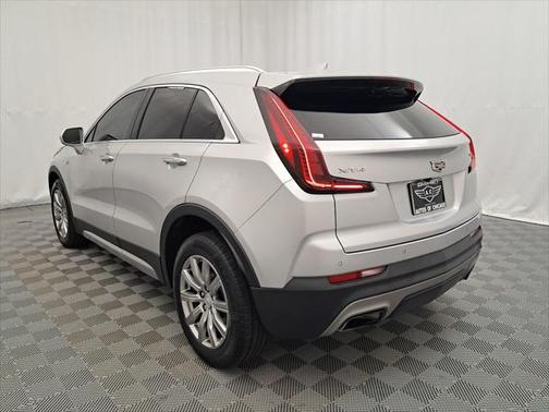 2020 Cadillac XT4 Premium Luxury