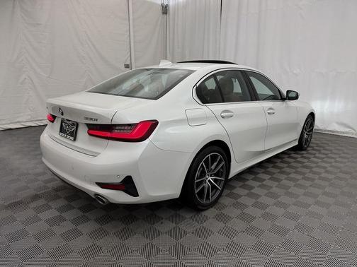 Mineral White Metallic 2020 BMW 330 xDrive