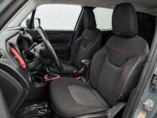 2017 Jeep Renegade Trailhawk