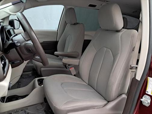 2019 Chrysler Pacifica LX