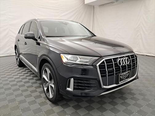 2020 Audi Q7 55 Premium Plus