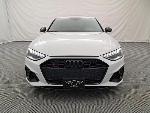 2022 Audi S4 Premium Plus TFSI quattro Tiptronic