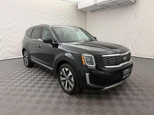 Ebony Black 2020 Kia Telluride S