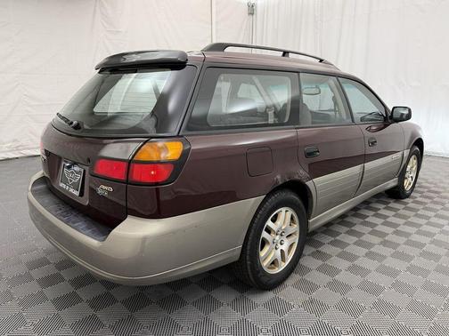 2001 Subaru Outback Base