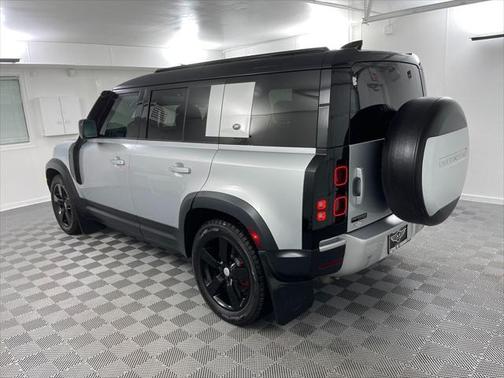2020 Land Rover Defender 110 First Edition