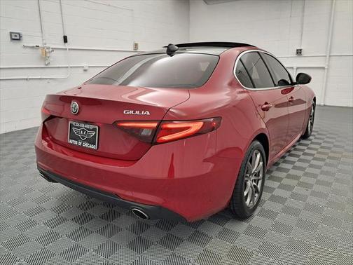 2017 Alfa Romeo Giulia Base