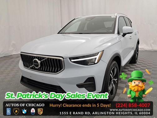 2024 Volvo XC40 B5 Core Bright Theme