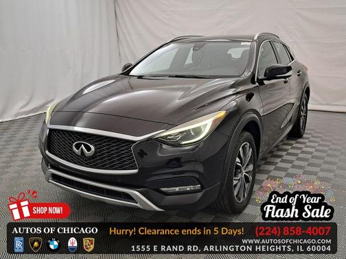 2017 INFINITI QX30 Premium
