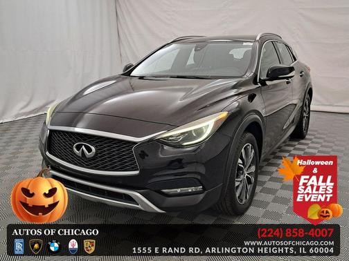 2017 INFINITI QX30 Premium