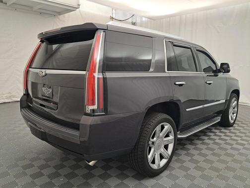 2016 Cadillac Escalade Luxury