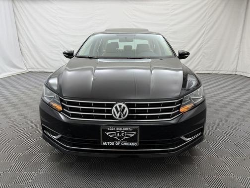 2016 Volkswagen Passat 1.8T SE
