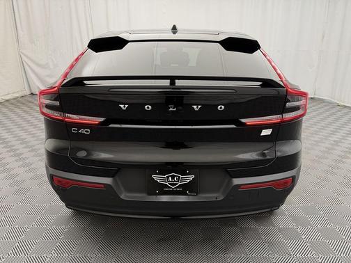 2023 Volvo C40 Recharge Pure Electric Twin Ultimate