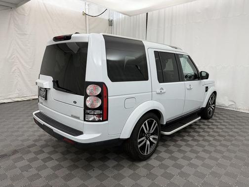 White 2016 Land Rover LR4 Base