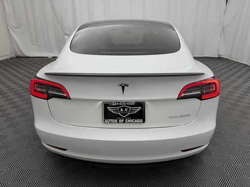 Pearl White Multi-Coat 2021 Tesla Model 3 Performance