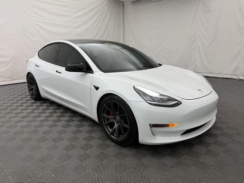 Pearl White Multi-Coat 2021 Tesla Model 3 Performance
