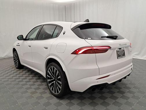 2023 Maserati Grecale Modena