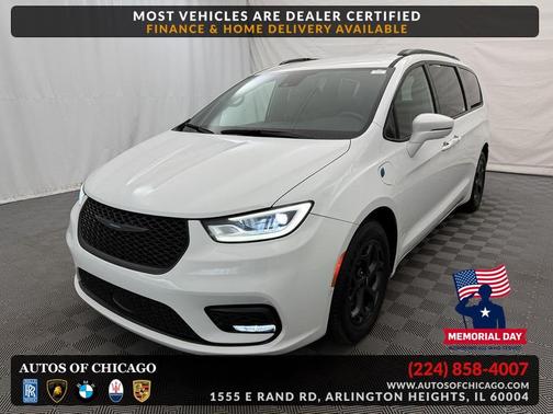 Bright White Clearcoat 2021 Chrysler Pacifica Hybrid Limited
