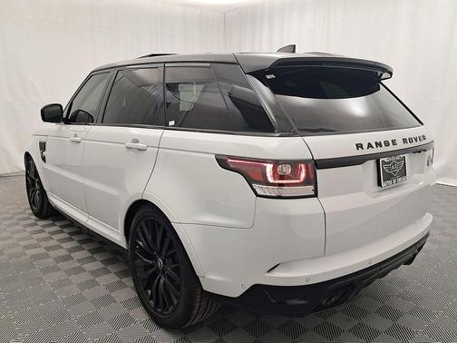 2017 Land Rover Range Rover Sport 5.0L Supercharged SVR