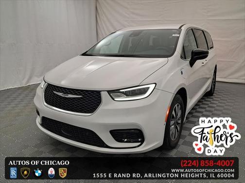 2024 Chrysler Pacifica Hybrid Select