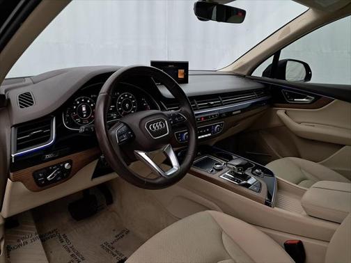 2017 Audi Q7 3.0T Prestige