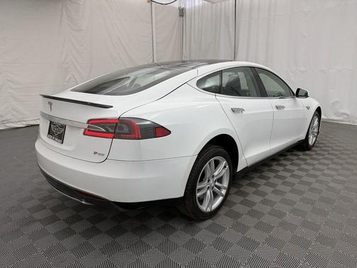 2013 Tesla Model S Performance