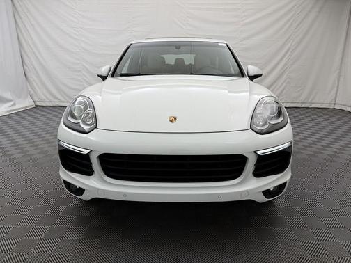 2016 Porsche Cayenne Cayenne