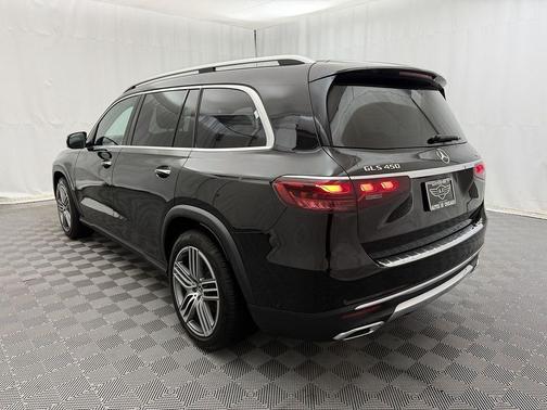 2025 Mercedes-Benz GLS 450 4MATIC