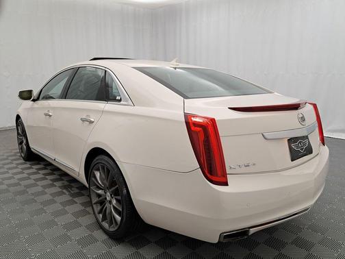 2013 Cadillac XTS Platinum