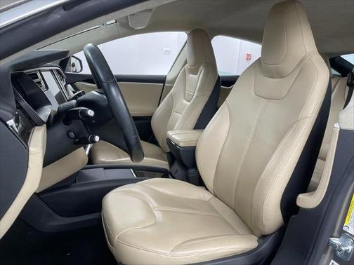 2015 Tesla Model S 85D