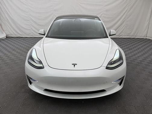 Pearl White Multi-Coat 2021 Tesla Model 3 Long Range