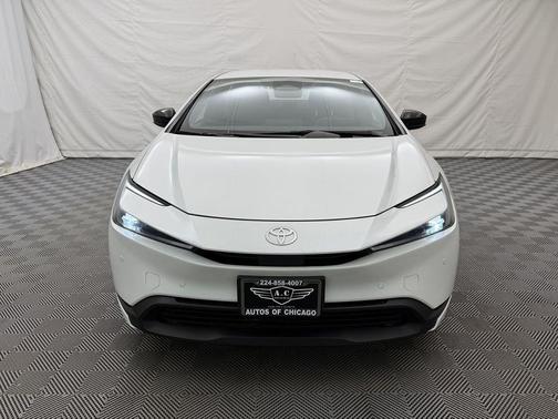 2025 Toyota Prius LE