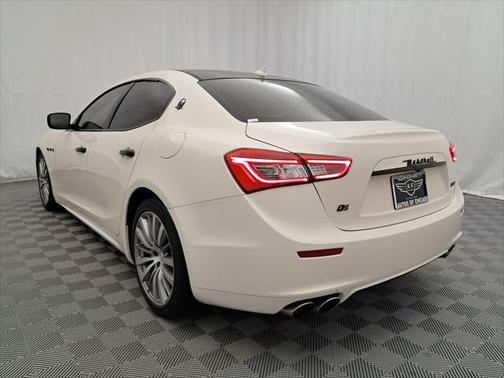2015 Maserati Ghibli Base