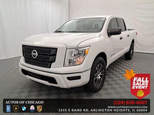 2023 Nissan Titan SV