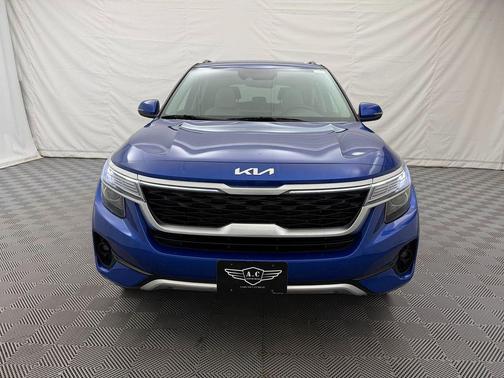 2022 Kia Seltos EX