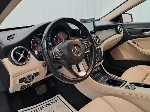 2016 Mercedes-Benz GLA-Class 4MATIC