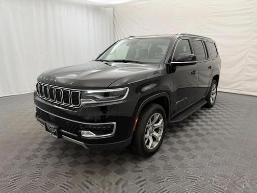 Diamond Black Crystal Pearlcoat 2022 Jeep Wagoneer Series II 4x4