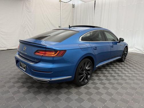 Kingfisher Blue Metallic 2023 Volkswagen Arteon 2.0T SEL R-Line 4MOTION
