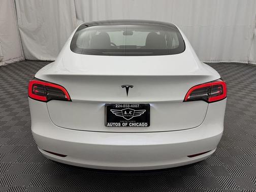 Pearl White Multi-Coat 2023 Tesla Model 3 Standard Range