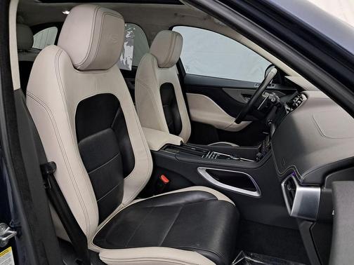 2019 Jaguar F-PACE S
