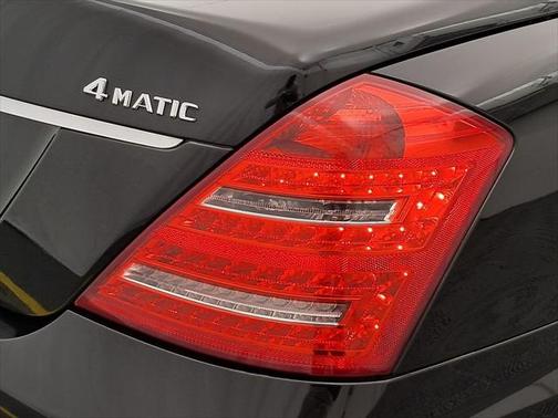 2011 Mercedes-Benz S-Class 4MATIC