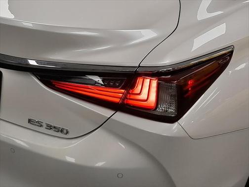 2019 Lexus ES 350 Ultra Luxury