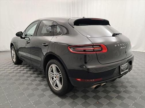 2017 Porsche Macan Base