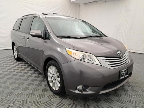 2013 Toyota Sienna XLE