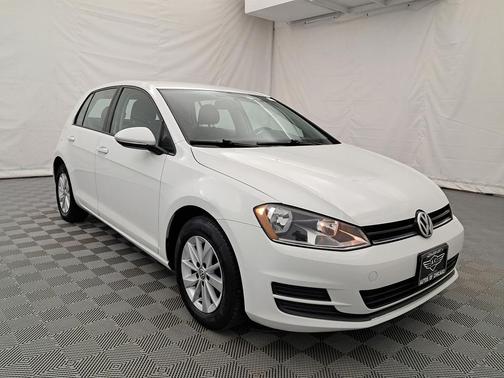 2017 Volkswagen Golf TSI S 4-Door