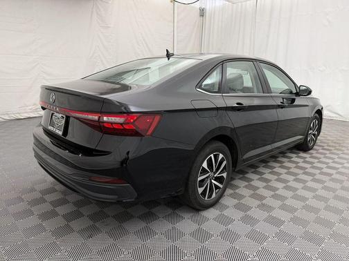 2025 Volkswagen Jetta 1.5T S