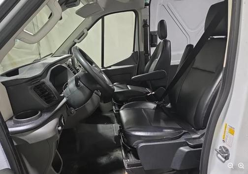 Oxford White 2023 Ford Transit-250 Base