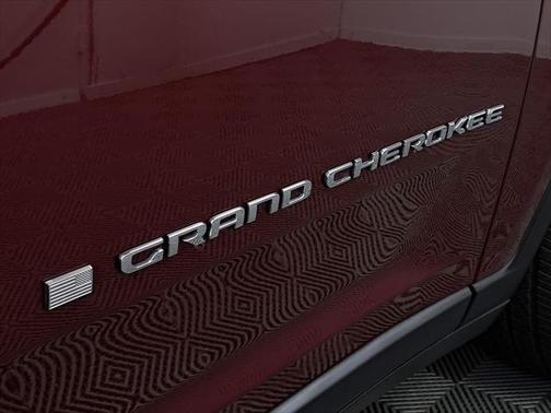 2021 Jeep Grand Cherokee L Laredo